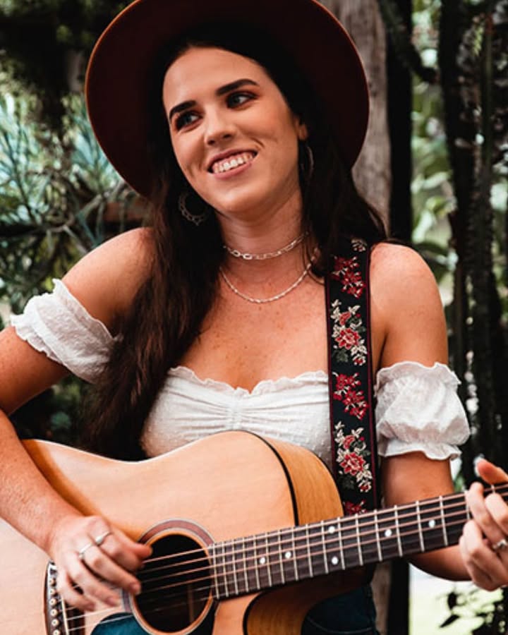 Featured image for “Get ready for an amazing night of country music with Tahlia Matheson at Club Evans! LIVE & FREE on Saturday 10th May from 8:00pm – don’t miss out!”