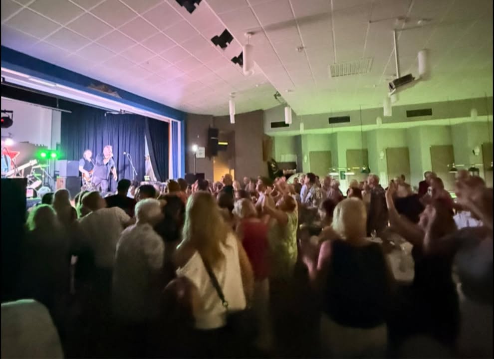 Featured image for “Live Music Nights at Club Evans”